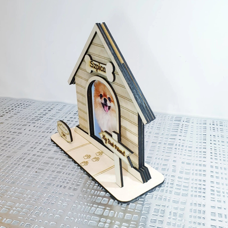 Wooden photo frame "Pupil"