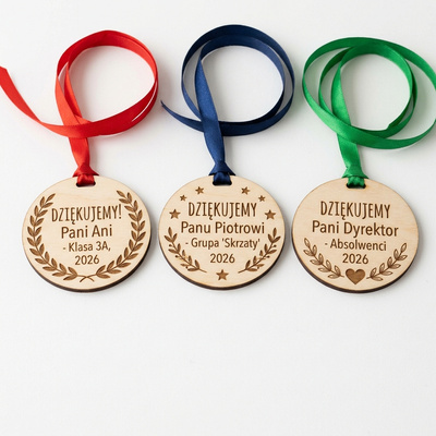 Drewniany medal Dziękujemy z Twoim imieniem i rokiem