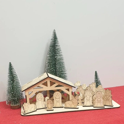 Wooden nativity scene with engraving - 10cm