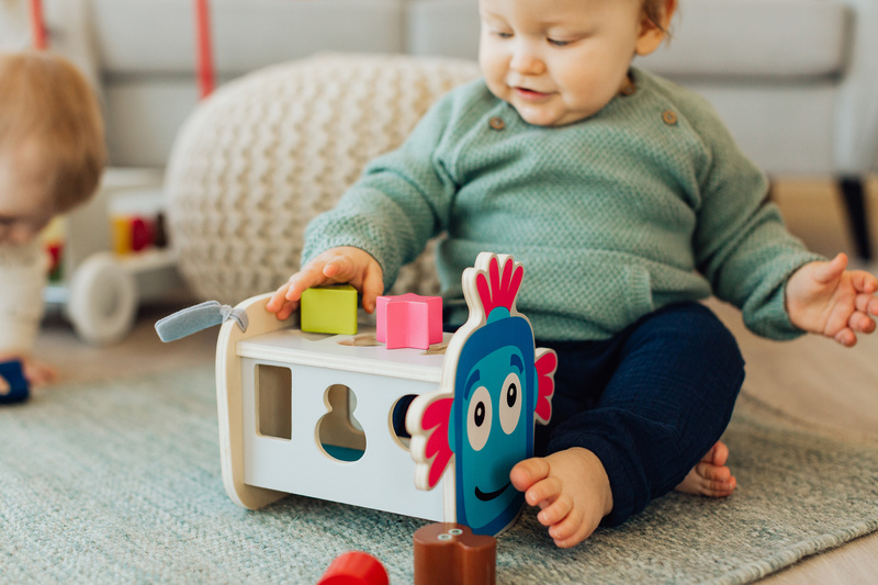 Drewniany sorter kształtów robot zabawka edukacyjna dla dzieci, Babblarna