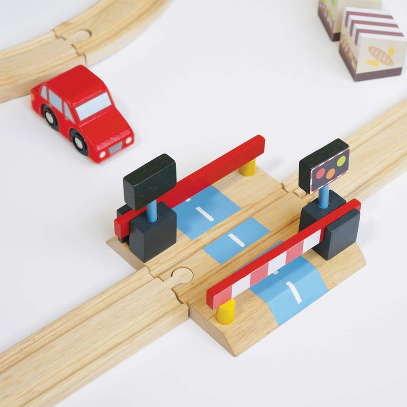 Drewniana kolejka Royal Express zestaw 180 elementów tory pociąg Le Toy Van