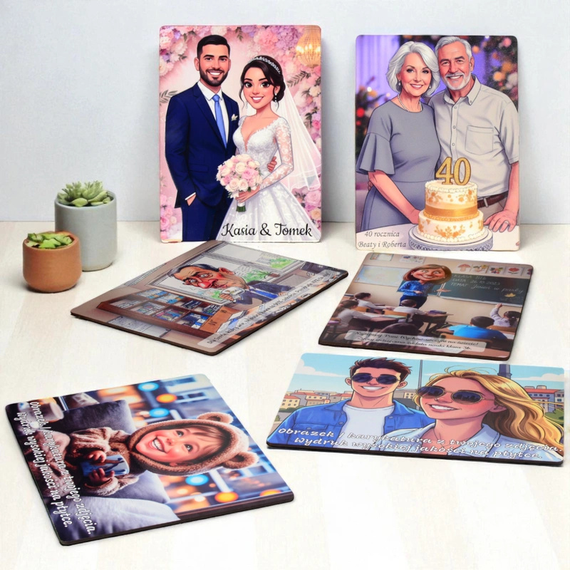 Obrazek na drewnie – Karykatura z Twojego zdjęcia – 20x15 cm z podstawką