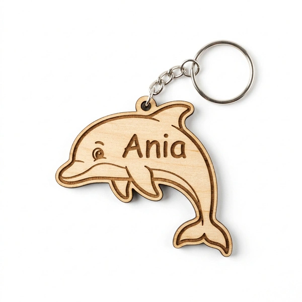 Drewniany brelok z Twoim imieniem Delfin — personalizowana zawieszka do plecaka